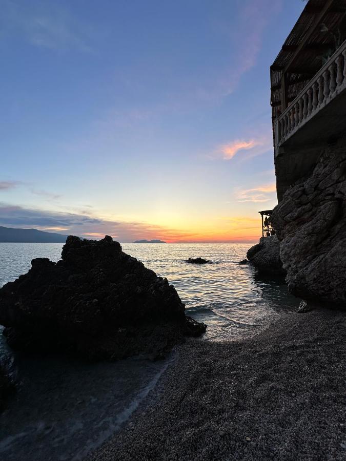 Inn Hotel Vlorë 外观 照片